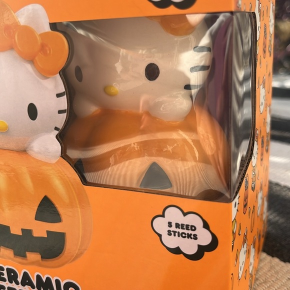 Hello kitty diffuser - Picture 2 of 5